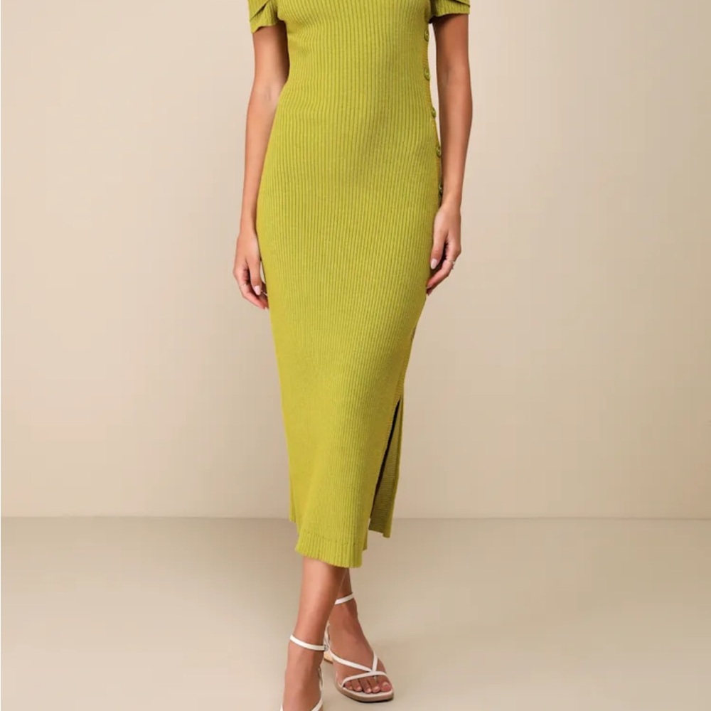 Elegant Green Ribbed Knit Dress